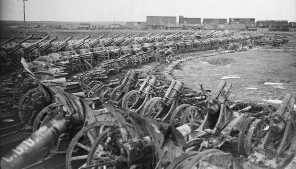 275_Some of the guns captured by Canadians during the Advance on Cambrai. November, 1918.